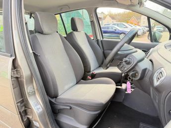 Renault Modus 1.6 VVT Dynamique 5dr