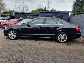 Mercedes-Benz E Class 2.1 E250 CDI BlueEfficiency Avantgarde Tiptronic Euro 5 4dr