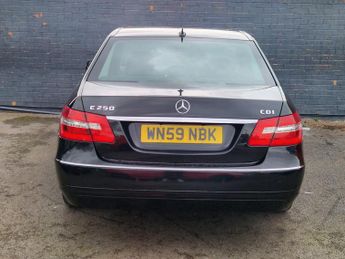 Mercedes-Benz E Class 2.1 E250 CDI BlueEfficiency Avantgarde Tiptronic Euro 5 4dr