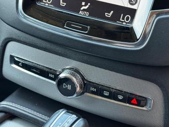 Volvo XC90 2.0 D5 Inscription Geartronic 4WD Euro 6 (s/s) 5dr