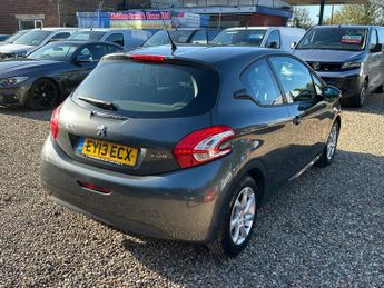 Peugeot 208 1.2 VTi Active Euro 5 3dr