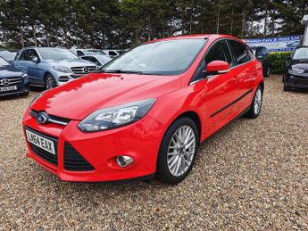 Ford Focus 1.0T EcoBoost Zetec Euro 5 (s/s) 5dr