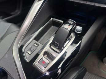 Peugeot 3008 1.2 PureTech Allure Premium EAT Euro 6 (s/s) 5dr