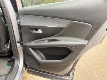 Peugeot 3008 1.2 PureTech Allure Premium EAT Euro 6 (s/s) 5dr