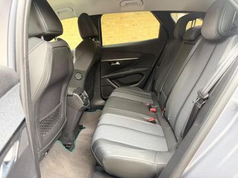 Peugeot 3008 1.2 PureTech Allure Premium EAT Euro 6 (s/s) 5dr