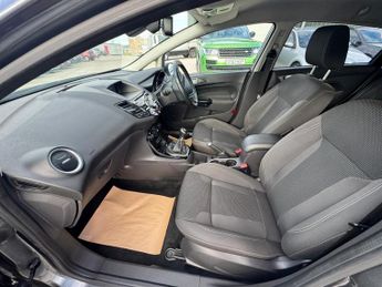 Ford Fiesta 1.5 TDCi ECOnetic Titanium Euro 6 (s/s) 5dr