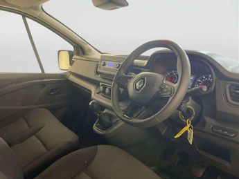 Renault Trafic 2.0 dCi Blue SL28 Business Panel Van 5dr Diesel Manual L1 H1 Eur