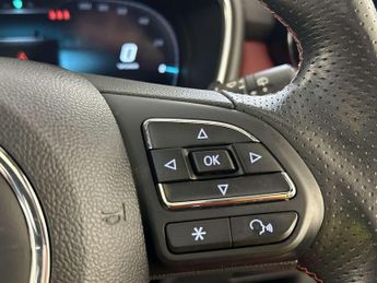 MG MG HS 1.5 T-GDI 16.6kWh Exclusive SUV 5dr Petrol Plug-in Hybrid Auto E