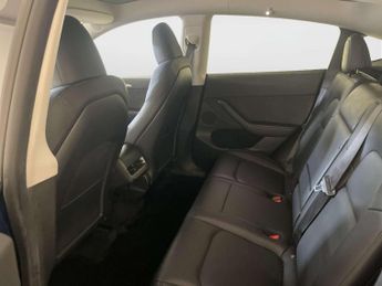 Tesla Model Y (Dual Motor) Long Range SUV 5dr Electric Auto 4WDE (384 bhp)