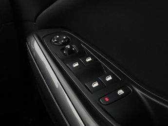 Vauxhall Grandland X 1.2 Turbo Elite Nav Auto Euro 6 (s/s) 5dr