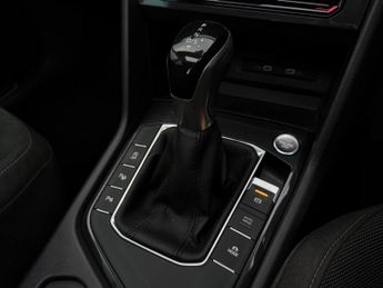 Volkswagen Tiguan 2.0 TDI Elegance DSG Euro 6 (s/s) 5dr