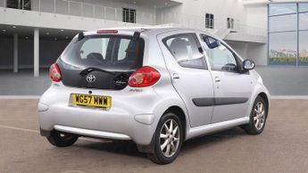 Toyota AYGO 1.0 VVT-i Platinum Euro 4 5dr