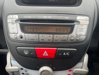 Toyota AYGO 1.0 VVT-i Go Euro 5 5dr