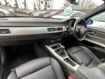 BMW 3 Series 2.0 320i M Sport Touring Euro 4 5dr