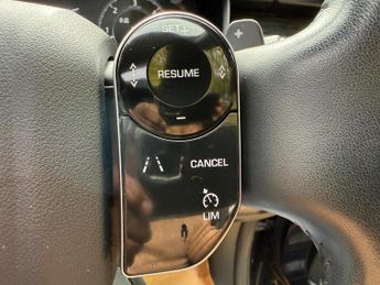 Land Rover Discovery 3.0 SD V6 HSE Auto 4WD Euro 6 (s/s) 5dr