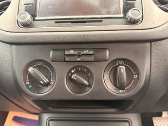 Volkswagen Tiguan 2.0 TDI Sport Auto 4WD Euro 4 5dr