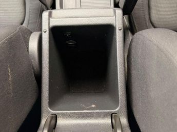 Volkswagen Tiguan 2.0 TDI Sport Auto 4WD Euro 4 5dr