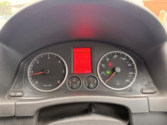 Volkswagen Tiguan 2.0 TDI Sport Auto 4WD Euro 4 5dr