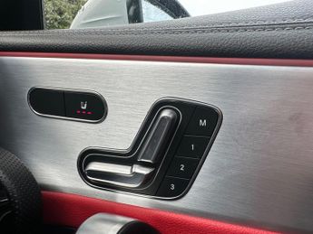 Mercedes-Benz CLA 1.3 CLA180 AMG Line (Premium Plus 2) Coupe 7G-DCT Euro 6 (s/s) 4