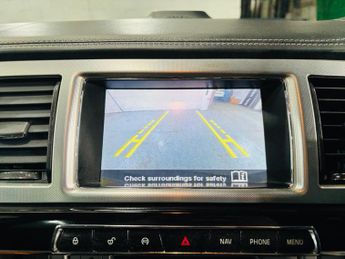 Jaguar XF 3.0d S V6 Portfolio Sportbrake Auto Euro 5 (s/s) 5dr