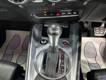 Audi TT 2.0 TFSI S line S Tronic Euro 6 (s/s) 3dr