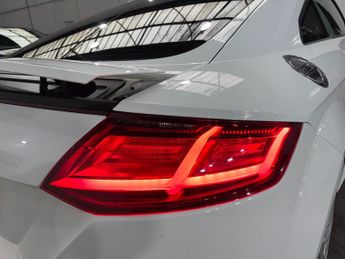 Audi TT 2.0 TFSI S line S Tronic Euro 6 (s/s) 3dr