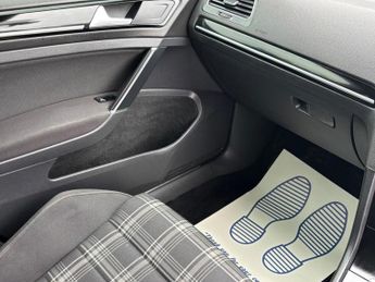 Volkswagen Golf 2.0 TDI BlueMotion Tech GTD DSG Euro 6 (s/s) 5dr