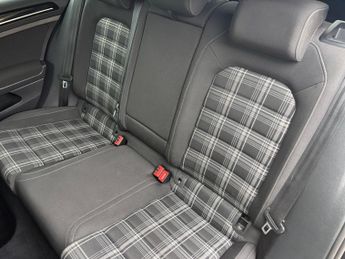 Volkswagen Golf 2.0 TDI BlueMotion Tech GTD DSG Euro 6 (s/s) 5dr