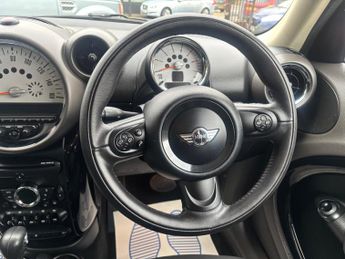 MINI Countryman 2.0 Cooper D Auto ALL4 Euro 5 5dr