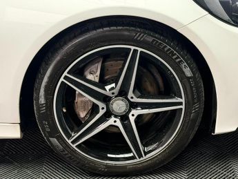 Mercedes-Benz C Class 2.1 C220d AMG Line (Premium Plus) 7G-Tronic+ Euro 6 (s/s) 4dr
