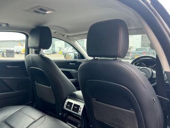 Jaguar XE 2.0d Prestige Auto Euro 6 (s/s) 4dr