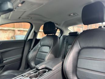 Jaguar XE 2.0d Prestige Auto Euro 6 (s/s) 4dr