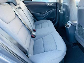 Hyundai IONIQ 1.6 h-GDi 8.9kWh Premium SE DCT Euro 6 (s/s) 5dr