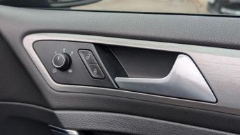 Volkswagen Golf 1.2 TSI BlueMotion Tech SE DSG Euro 5