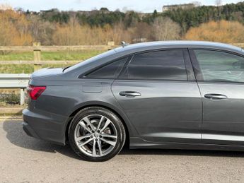 Audi A6 Saloon 2.0 TDI 40 S line S Tronic Euro 6 (s/s) 4dr