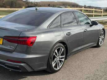 Audi A6 Saloon 2.0 TDI 40 S line S Tronic Euro 6 (s/s) 4dr