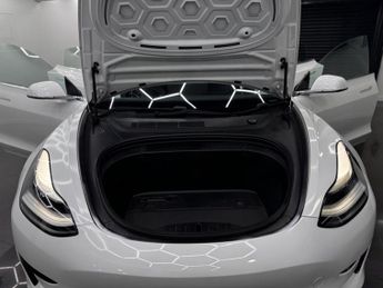 Tesla Model 3 Standard Range Plus Auto RWD 4dr