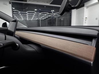 Tesla Model 3 Standard Range Plus Auto RWD 4dr