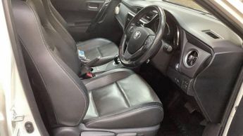 Toyota Auris 1.8 VVT-h Excel Hatchback 5dr Petrol Hybrid CVT Euro 6 (s/s) (13