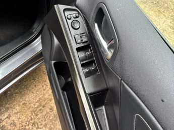 Honda Civic 1.6 i-DTEC SR Hatchback 5dr Diesel Manual Euro 6 (s/s) (120 ps)