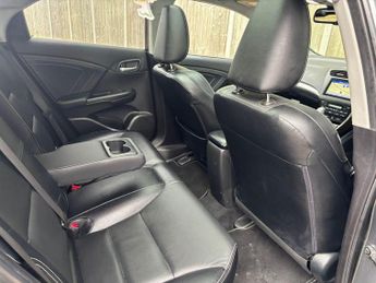 Honda Civic 1.6 i-DTEC SR Hatchback 5dr Diesel Manual Euro 6 (s/s) (120 ps)