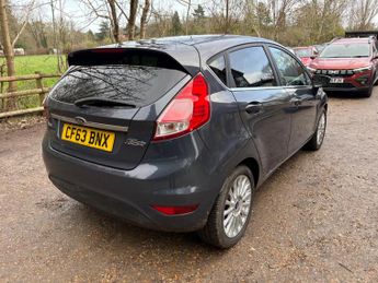 Ford Fiesta 1.0T EcoBoost Titanium Euro 5 (s/s) 5dr