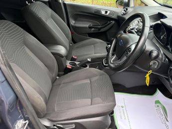 Ford Fiesta 1.0T EcoBoost Titanium Euro 5 (s/s) 5dr