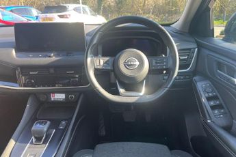 Nissan Qashqai 1.3 DiG-T MH 158 N-Connecta 5dr Xtronic