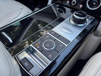 Land Rover Range Rover 3.0 SD V6 Westminster Auto 4WD Euro 6 (s/s) 5dr