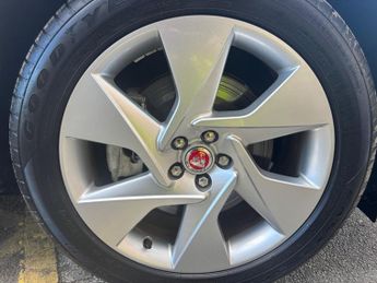 Jaguar I-PACE 400 90kWh SE Auto 4WD 5dr