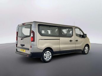 Renault Trafic 2.0 dCi ENERGY 30 Sport Nav Minibus Double Cab 5dr Diesel EDC LW