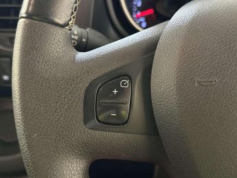 Renault Trafic 2.0 dCi ENERGY 30 Sport Nav Minibus Double Cab 5dr Diesel EDC LW