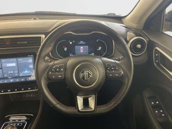 MG MG ZS 72.6kWh SE Long Range SUV 5dr Electric Auto (156 ps)