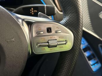 Mercedes-Benz EQC EQC 400 80kWh AMG Line SUV 5dr Electric Auto 4MATIC (408 ps)